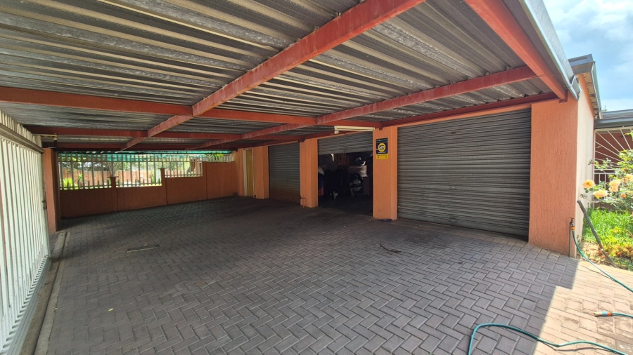 4 Bedroom Property for Sale in Sasolburg Ext 23 Free State